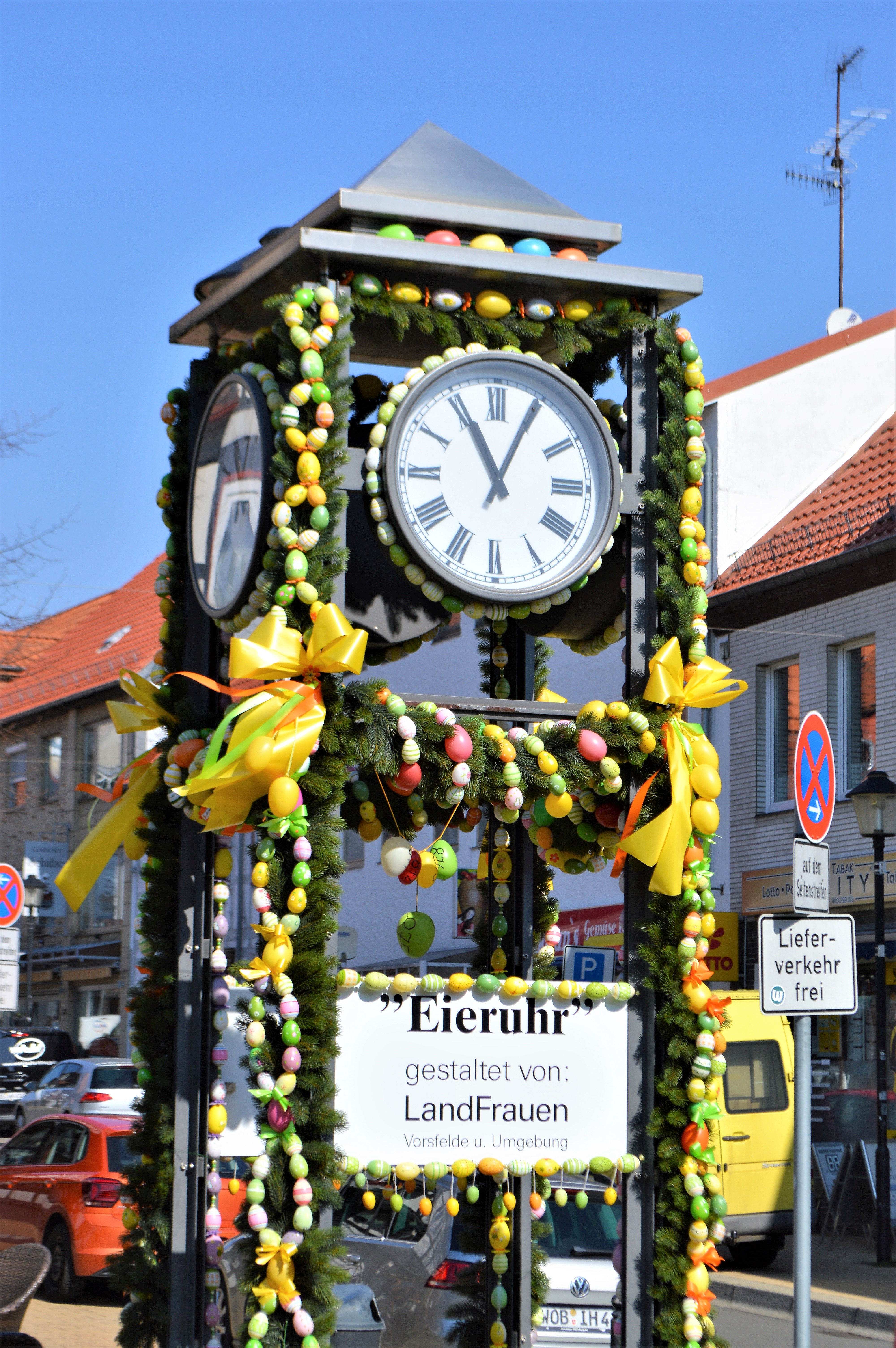 Uhr